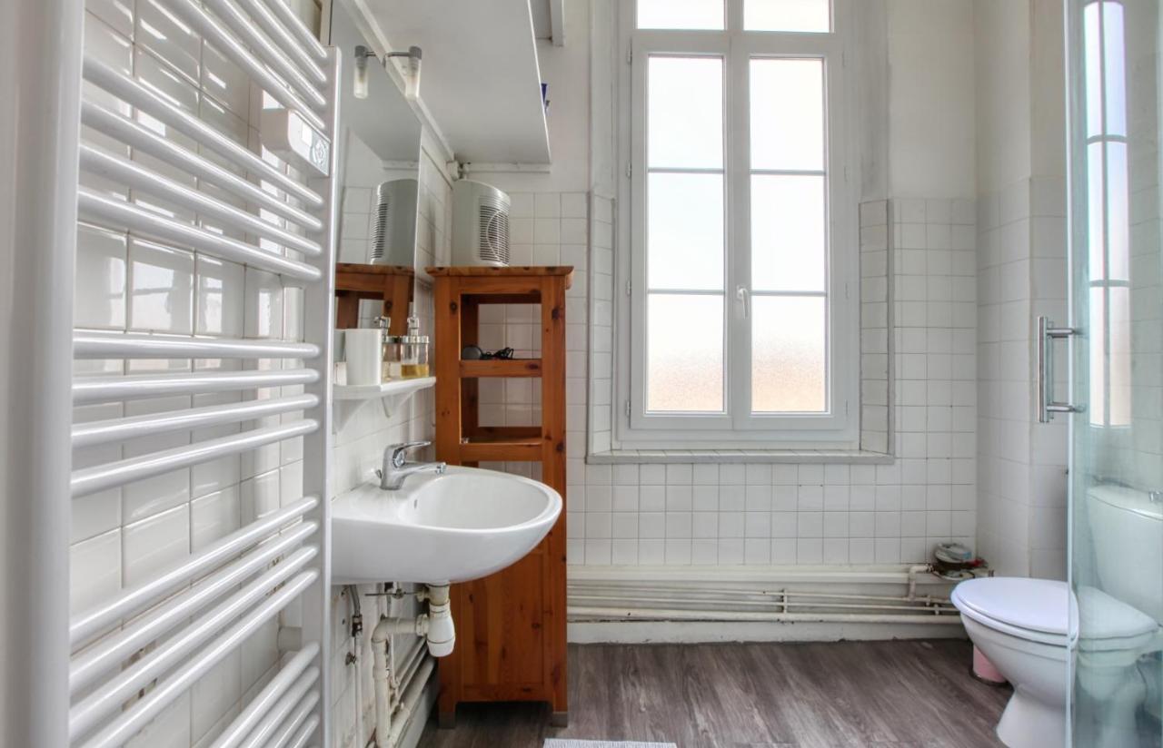 Apartament F1 Au Pied De La Cathedrale Beauvais Zewnętrze zdjęcie